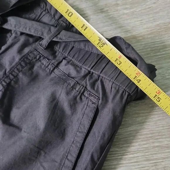 Lou & Grey Poplin Paperbag Tie Waist Shorts - Picture 4 of 10